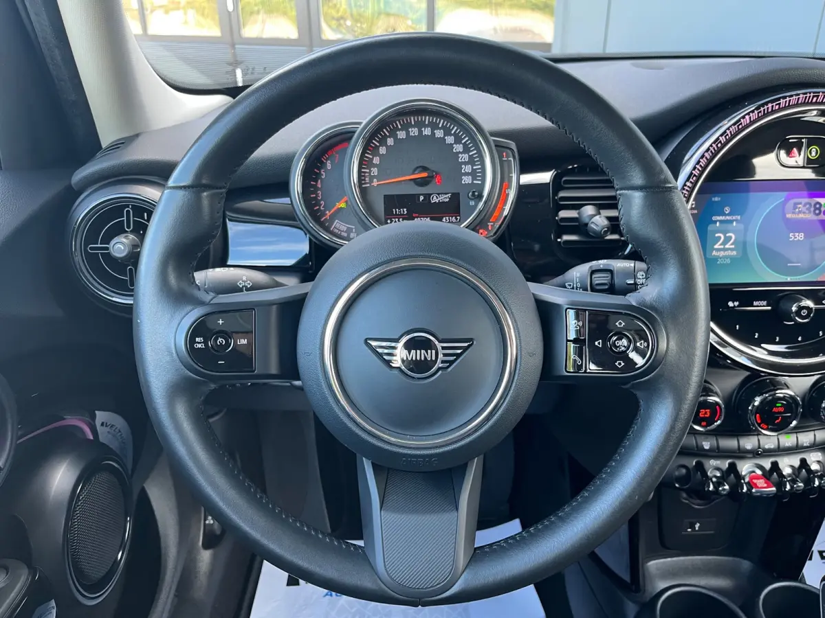 1.5 Cooper Camden Plus Edition NL.Auto/Two-Tone/Nieuw-Model/Full Led/Carplay/1Ste Eigenaar/Dealer onderhouden