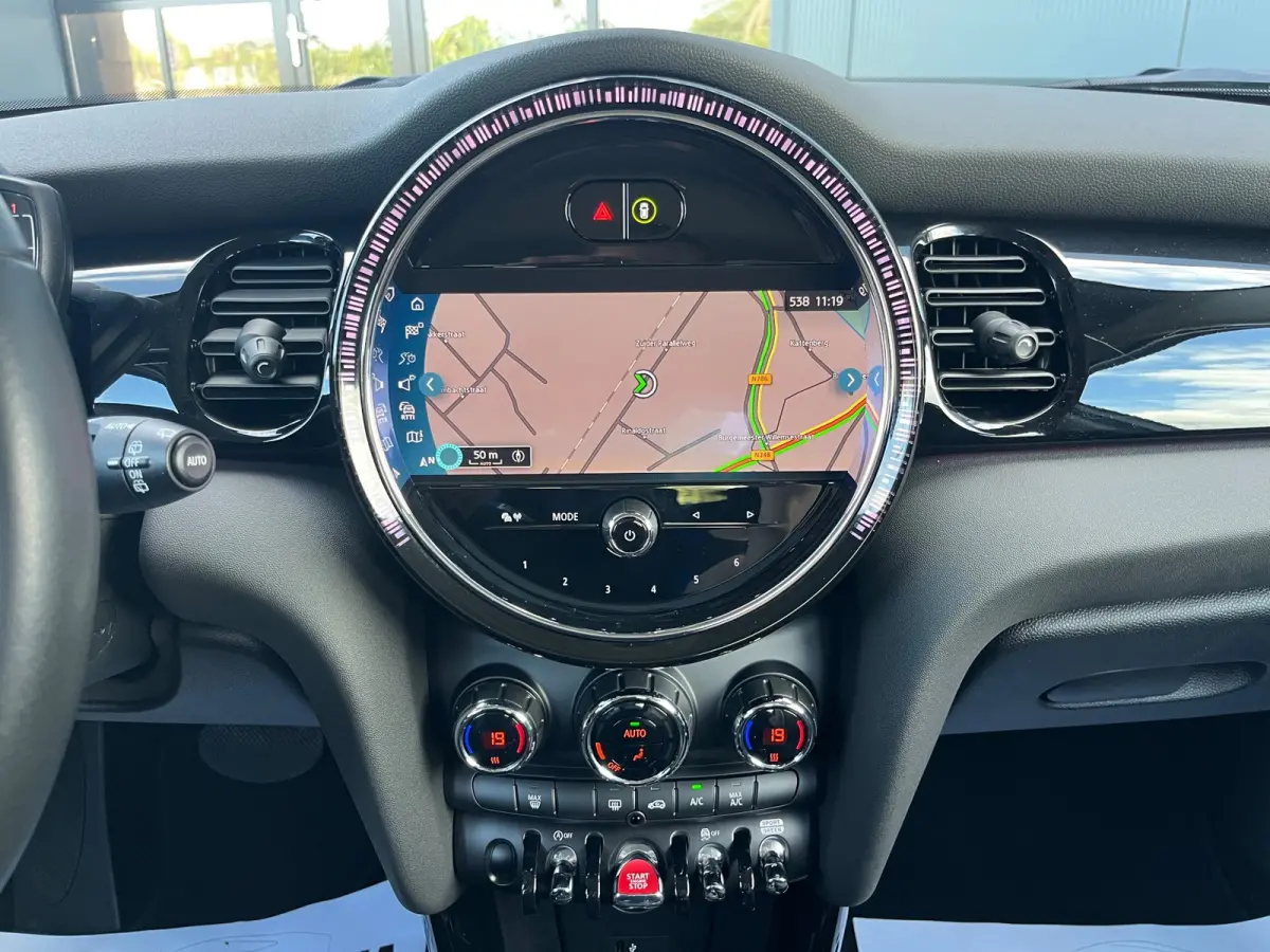 1.5 Cooper Camden Plus Edition NL.Auto/Two-Tone/Nieuw-Model/Full Led/Carplay/1Ste Eigenaar/Dealer onderhouden