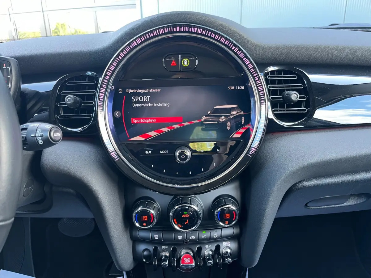 1.5 Cooper Camden Plus Edition NL.Auto/Two-Tone/Nieuw-Model/Full Led/Carplay/1Ste Eigenaar/Dealer onderhouden