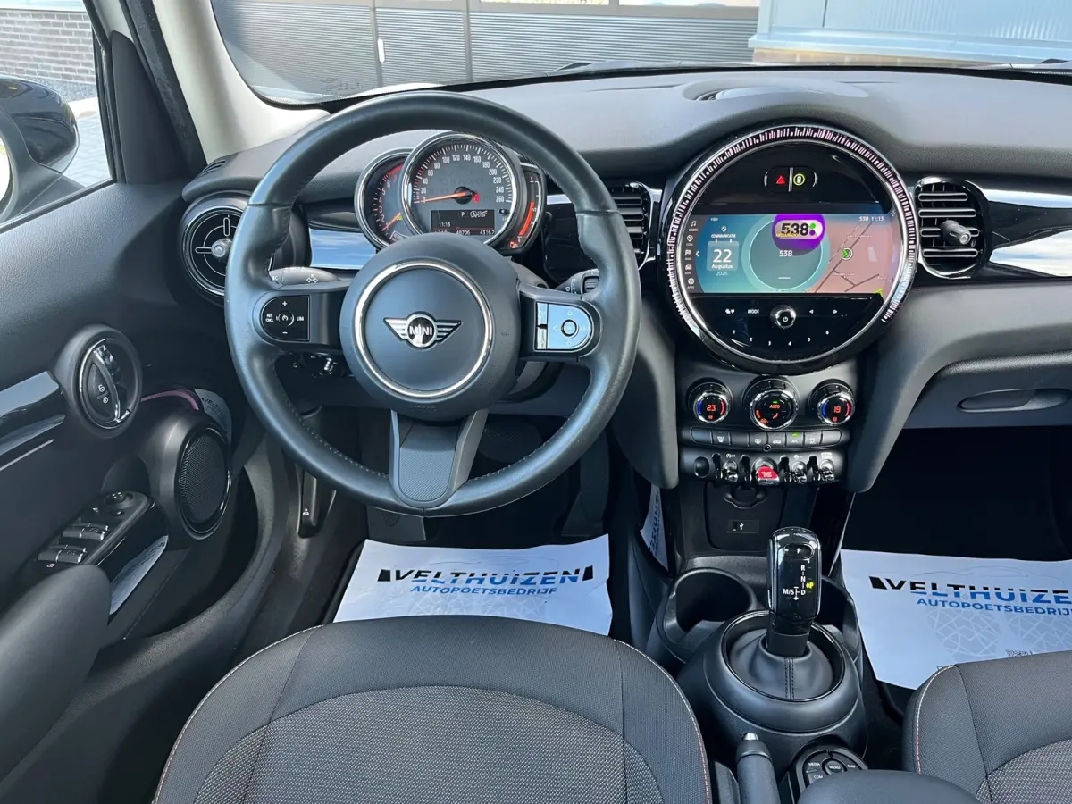 1.5 Cooper Camden Plus Edition NL.Auto/Two-Tone/Nieuw-Model/Full Led/Carplay/1Ste Eigenaar/Dealer onderhouden