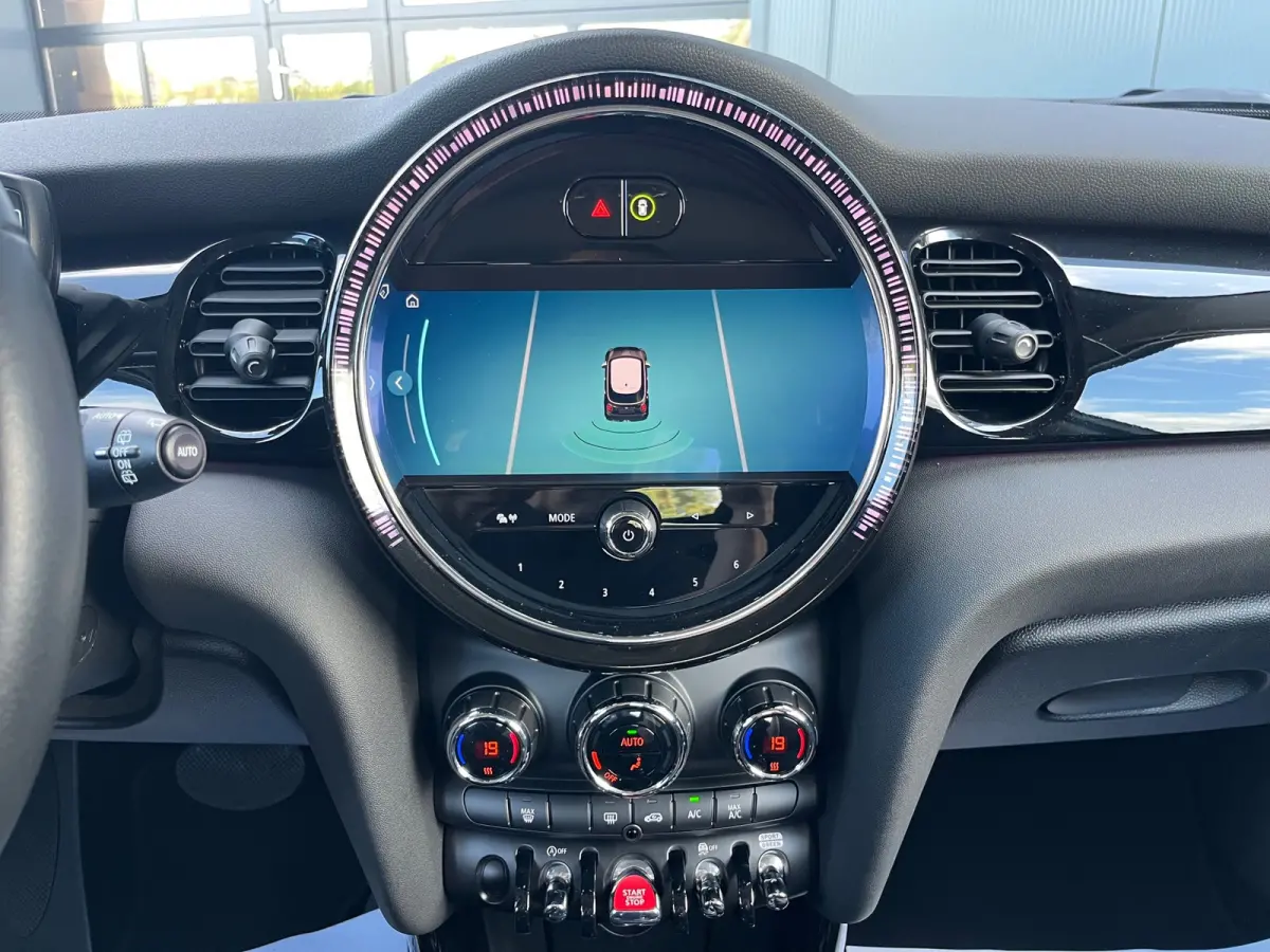 1.5 Cooper Camden Plus Edition NL.Auto/Two-Tone/Nieuw-Model/Full Led/Carplay/1Ste Eigenaar/Dealer onderhouden