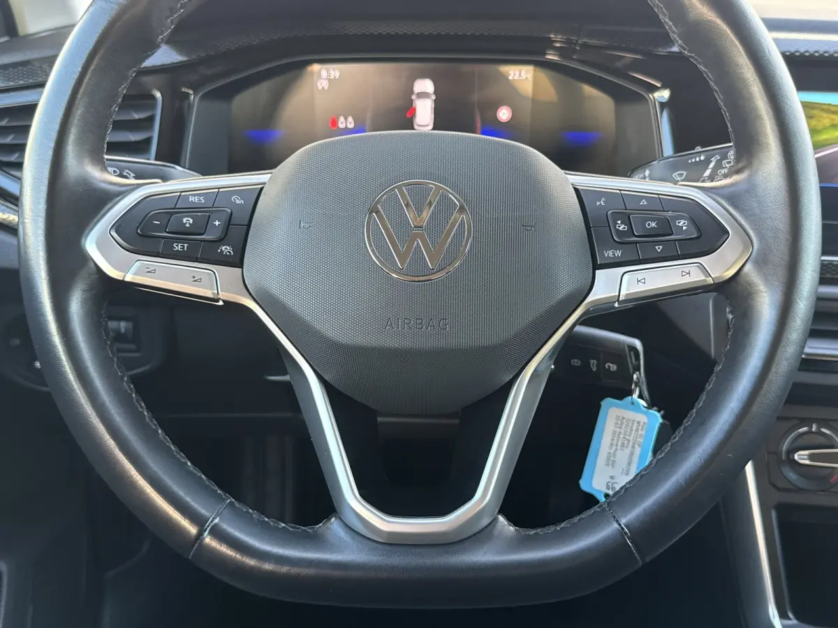 1.0 TSI Life Edition Camera Carplay Adaptive cruise Airco All season banden