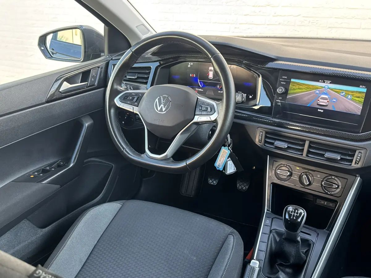 1.0 TSI Life Edition Camera Carplay Adaptive cruise Airco All season banden