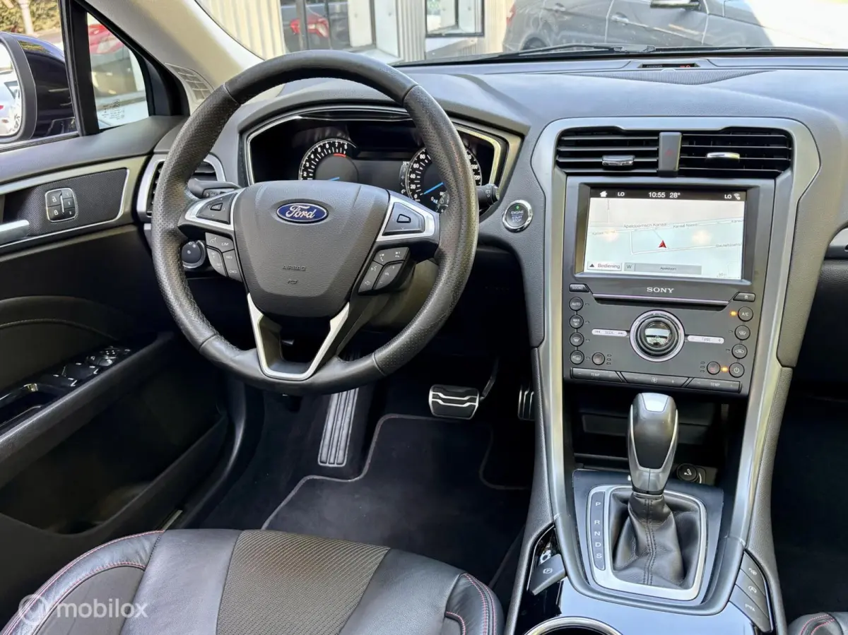 2.0 ST-Line, PANO, NAVI, CRUISE, CAMERA, VOL OPTIES.