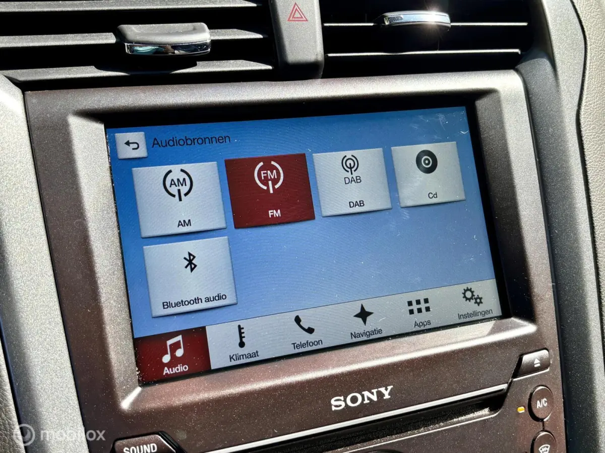 2.0 ST-Line, PANO, NAVI, CRUISE, CAMERA, VOL OPTIES.