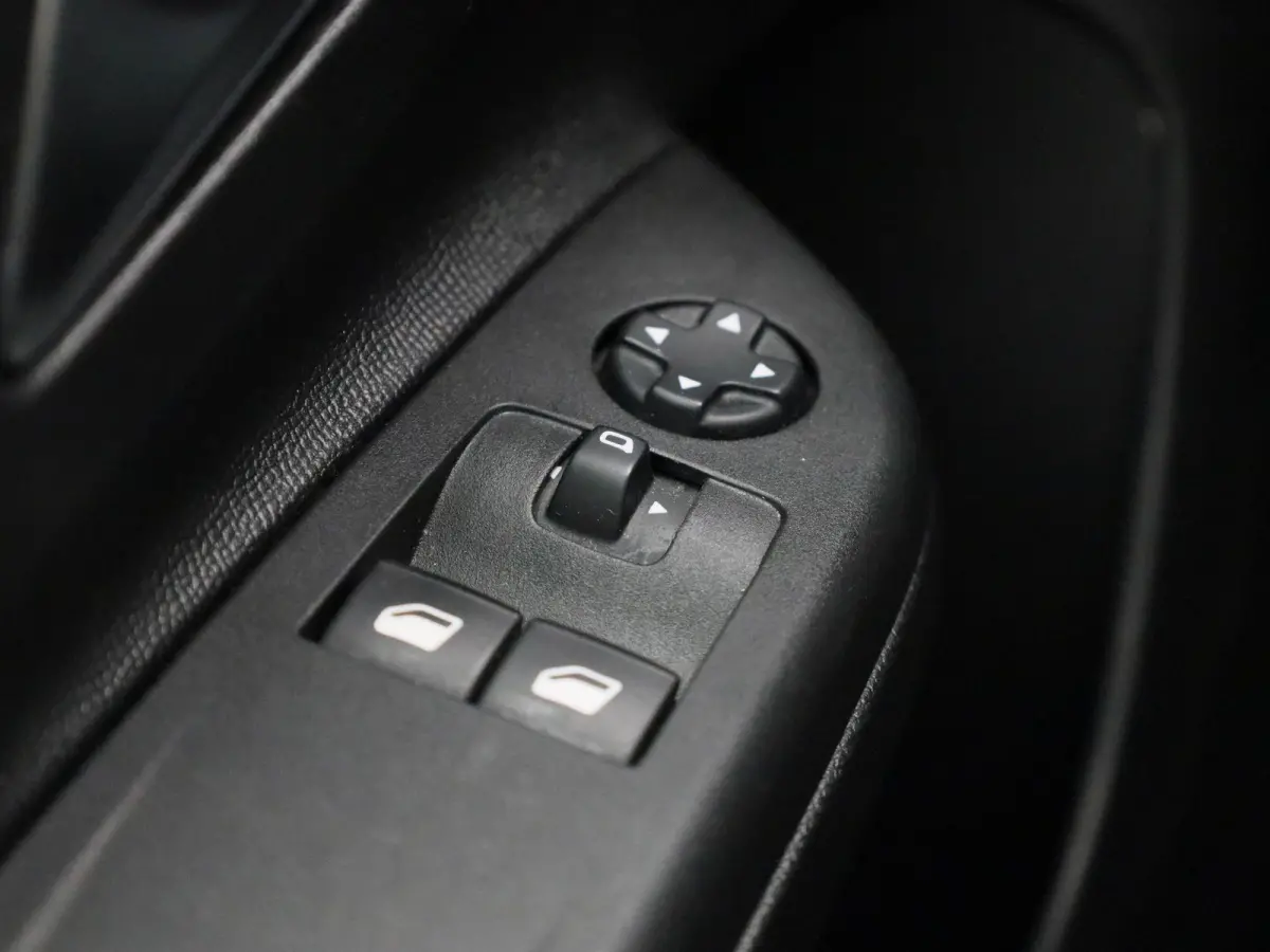1.2 Edition | Apple Carplay / Android Auto | Cruise Control | Airco |