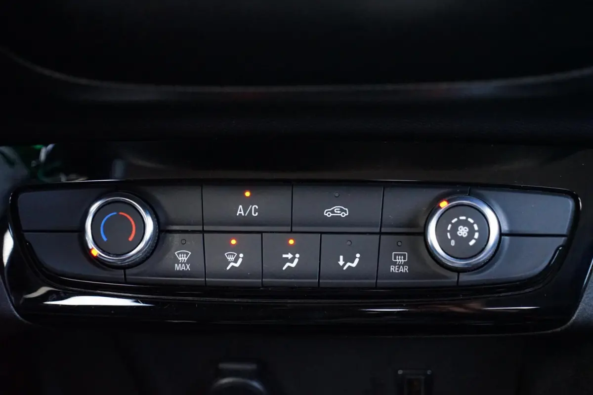 1.2 Level 2, NL, CarPlay, stuurverw. DAB, cruise