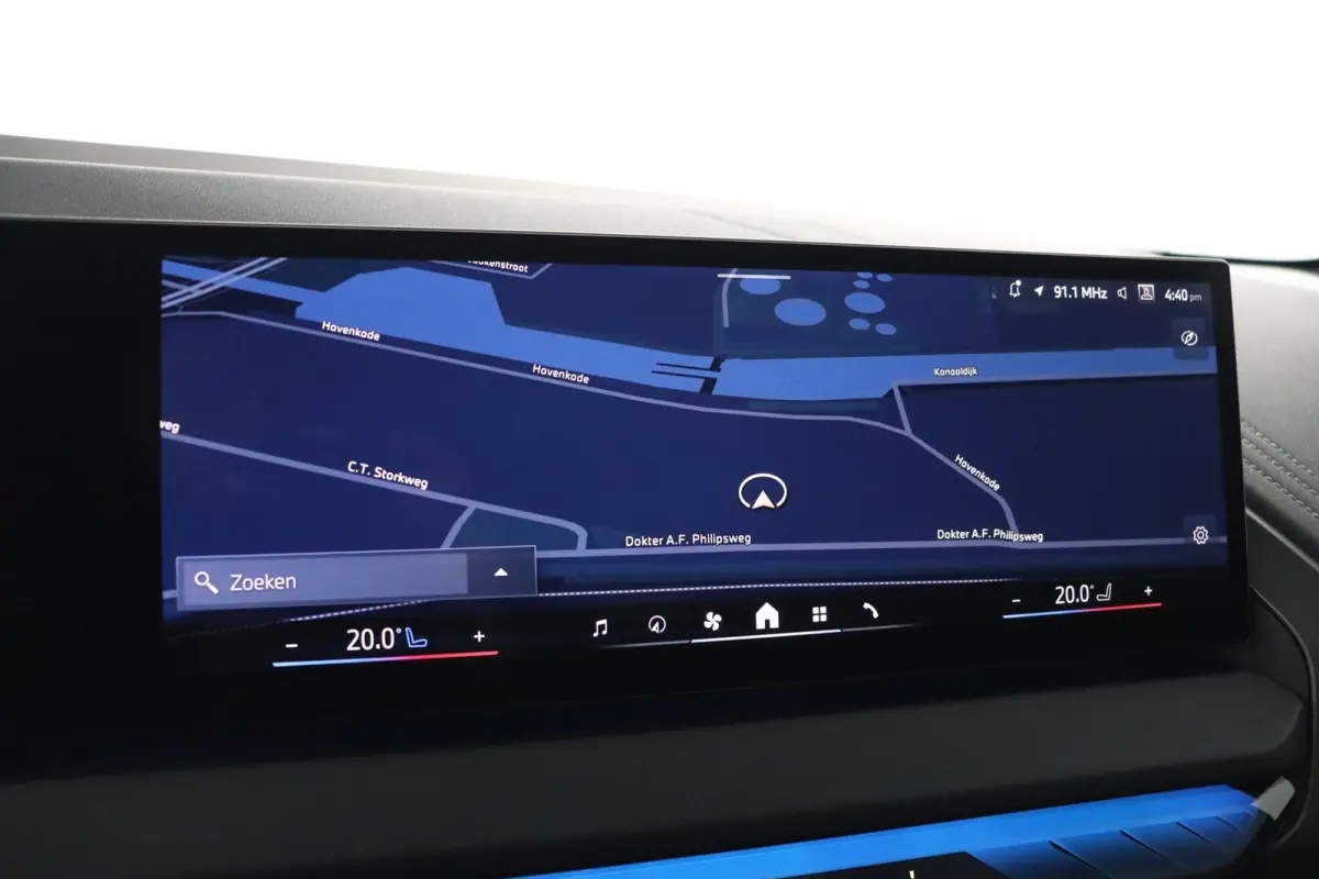 30e xDrive | SOH 100% | M-Sport | Panoramadak | Trekhaak | M-pakket Pro | Extra Getint Glas