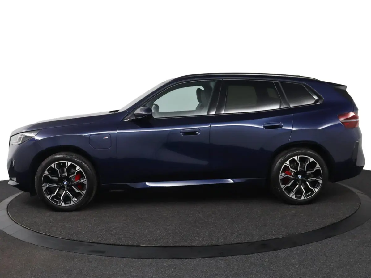 30e xDrive | SOH 100% | M-Sport | Panoramadak | Trekhaak | M-pakket Pro | Extra Getint Glas
