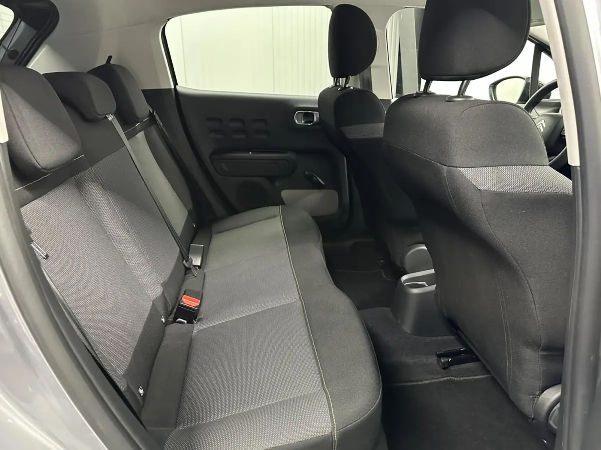 1.2 PureTech ELLE CARPLAY NAVI CRUISE 28000 KM.
