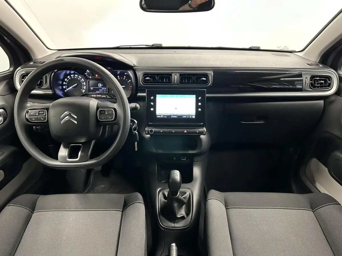 1.2 PureTech ELLE CARPLAY NAVI CRUISE 28000 KM.