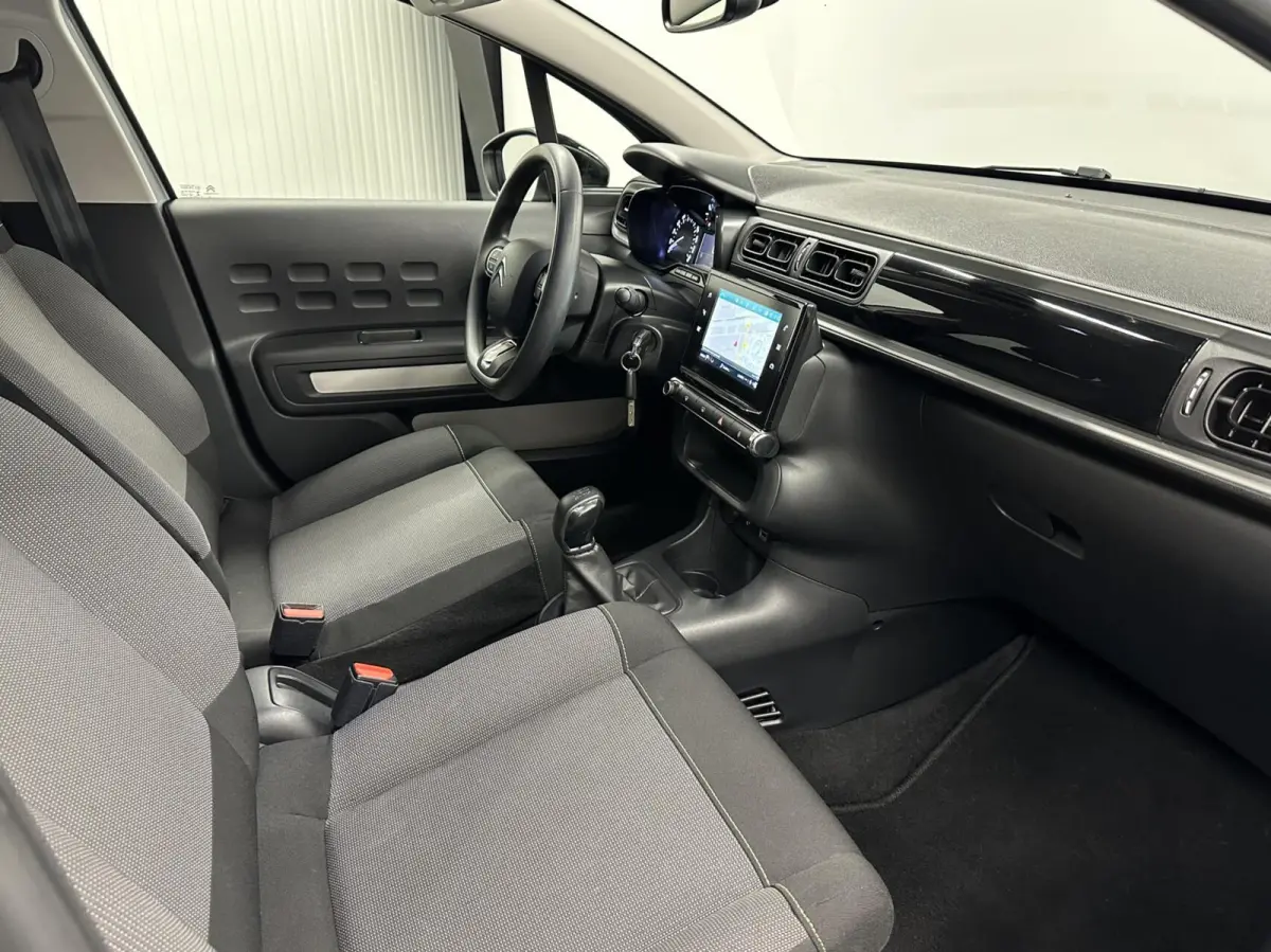 1.2 PureTech ELLE CARPLAY NAVI CRUISE 28000 KM.
