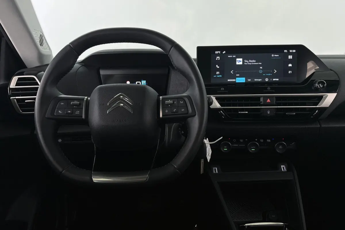 You 50 kWh Achteruitrijcamera Apple CarPlay