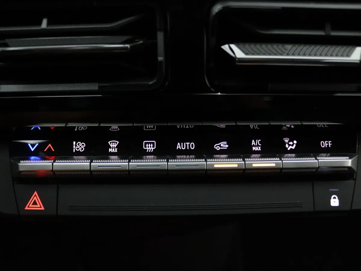 ENGAGE - Launch Edition 40 kWh Apple Carplay/Android Auto | Climate