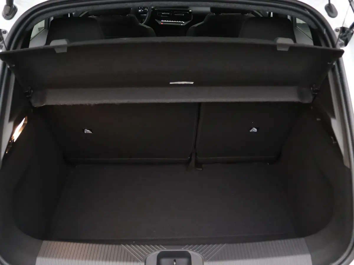 ENGAGE - Launch Edition 40 kWh Apple Carplay/Android Auto | Climate