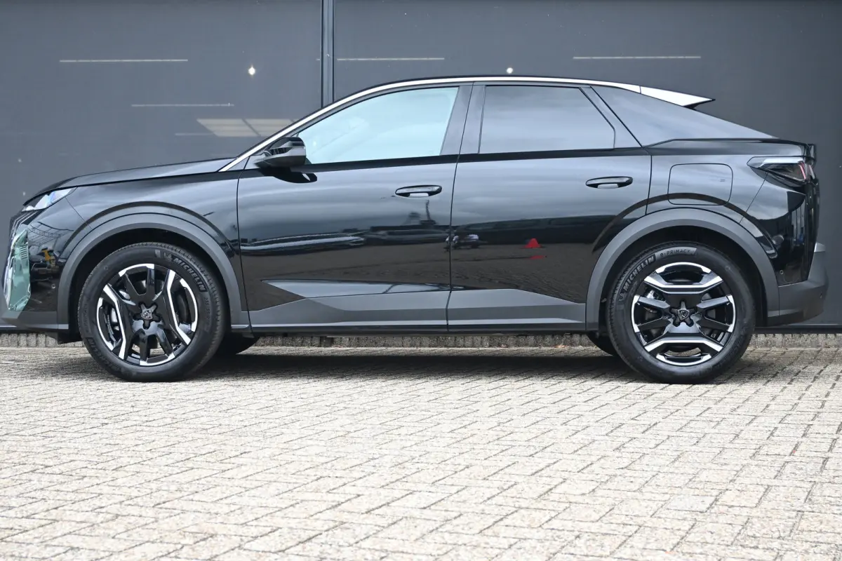 1.6 plug-in Hybrid 195 Allure Tot 8 Jaar Garantie! | Afn. Trekhaak | Adaptive Cruise | 360 Camera | 7,4kW Lader | Achteruitrijcamera | Navigatie | Keyless-Entry | !!