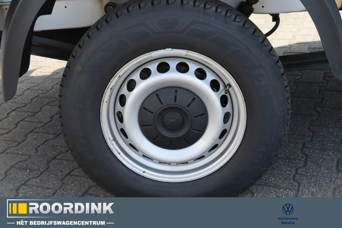 35 177 pk, L4, trekhaak