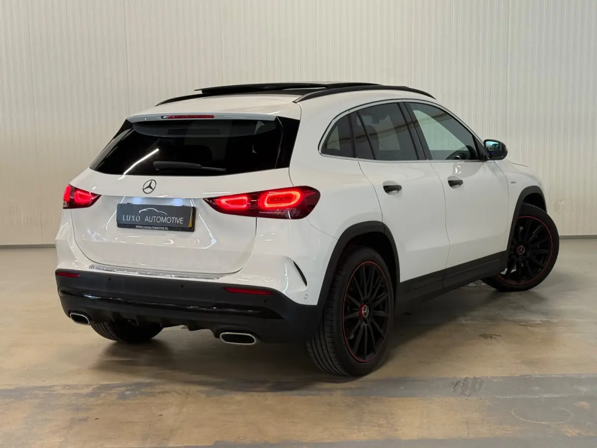 250 4MATIC AMG Line | EDITION 1 | NIGHT | PANO | AMBIANCE