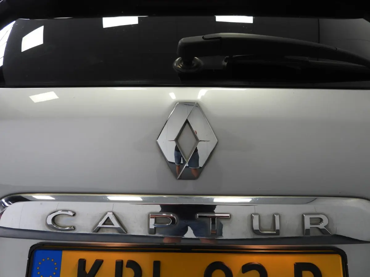 1.2 TCe Aut. Xmod CLIMA/CAMERA/CRUISE/17"LMV!