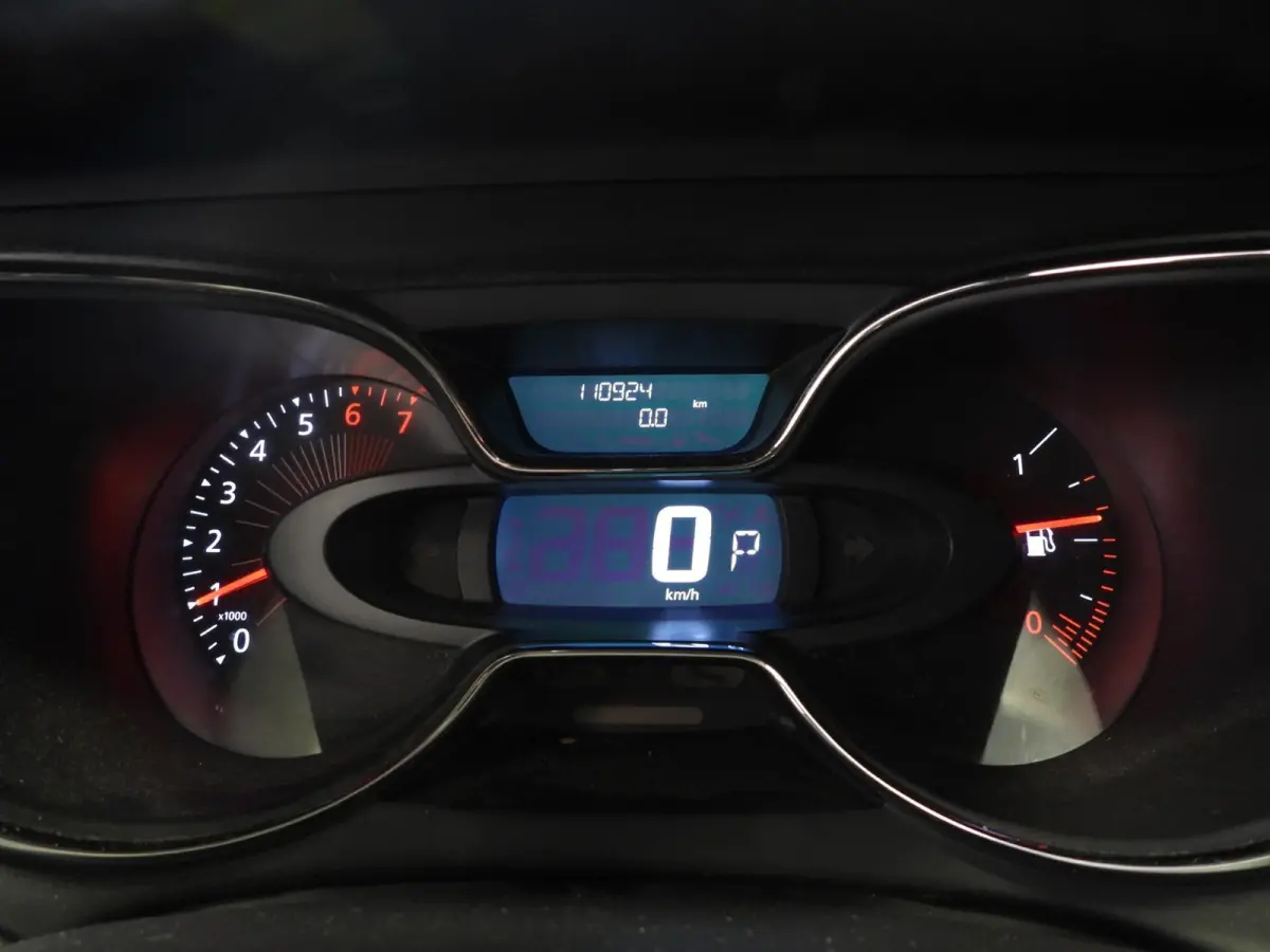 1.2 TCe Aut. Xmod CLIMA/CAMERA/CRUISE/17"LMV!