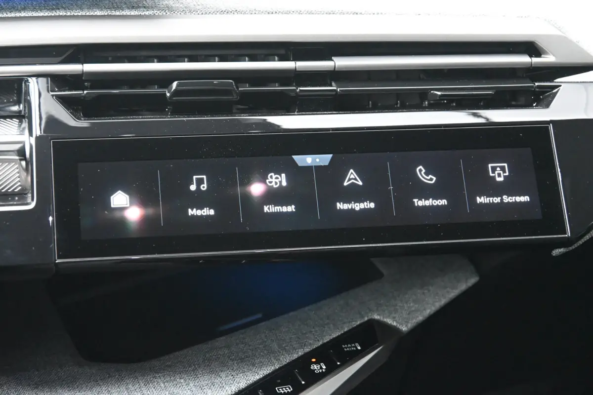 1.6 Plug-in Hybrid 195 Allure 7p Tot 8 Jaar Garantie! | AGR-Comfortstoel | 360 Camera | Adaptive Cruise | Stuur/Stoelverwarming | Dodehoek-Detectie | !!