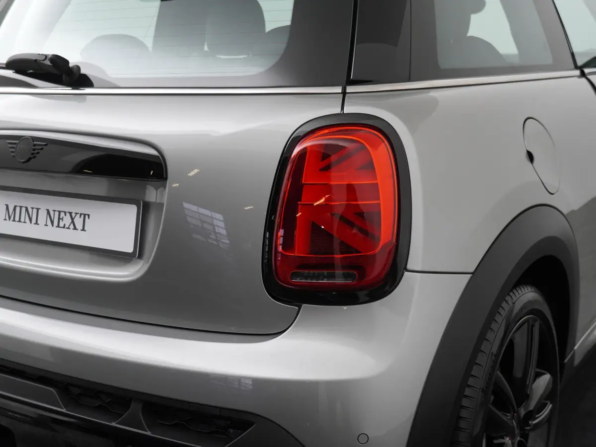 Cooper JCW pakket | Stoelverwarming | LED | Parkeersensoren |