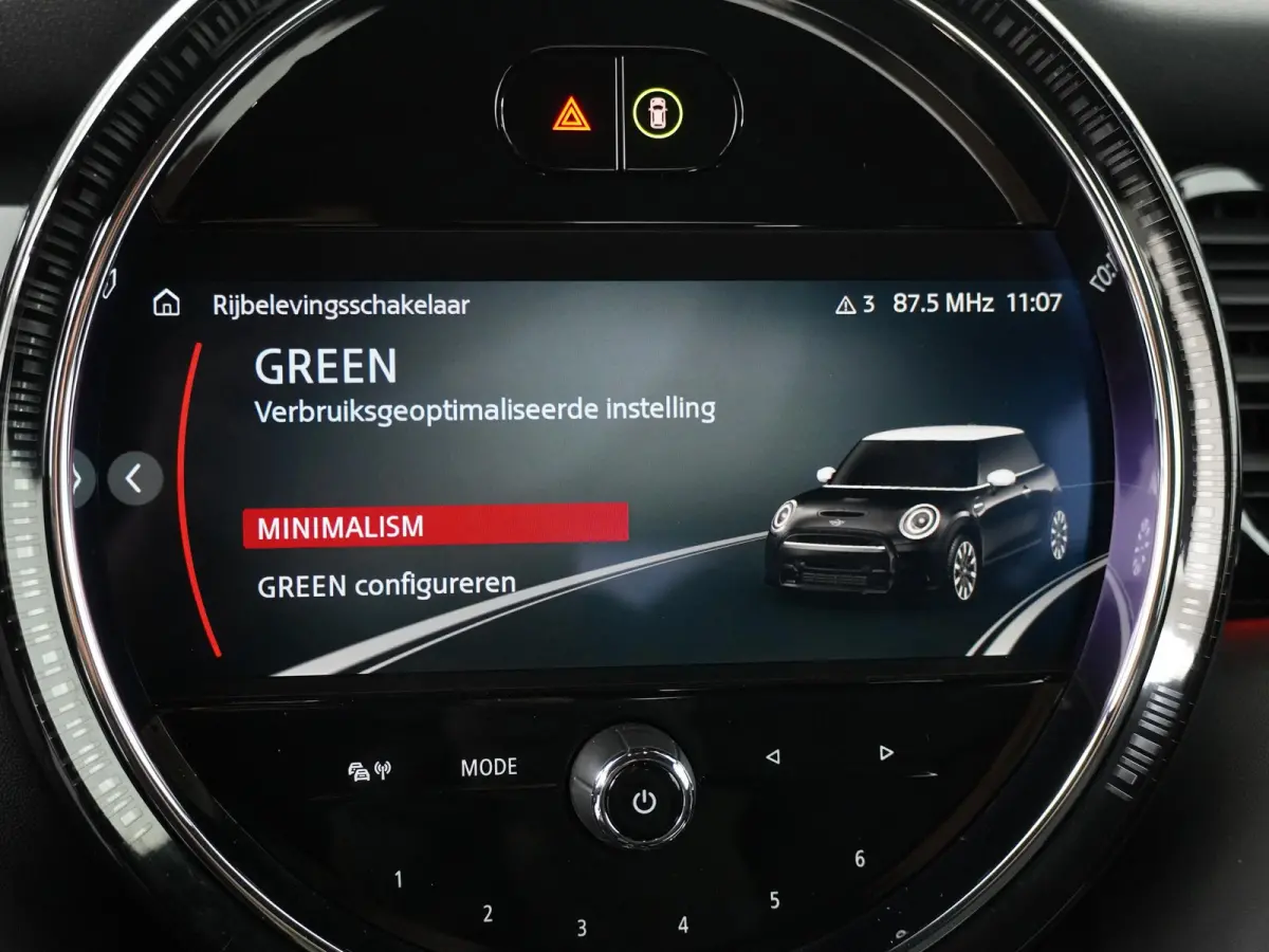 Cooper JCW pakket | Stoelverwarming | LED | Parkeersensoren |