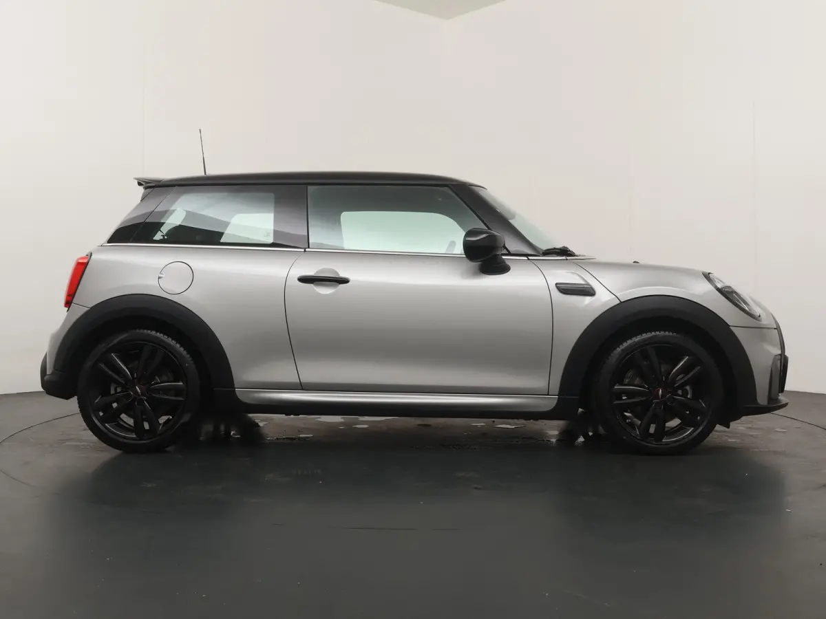 Cooper JCW pakket | Stoelverwarming | LED | Parkeersensoren |