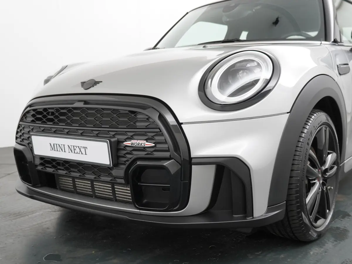 Cooper JCW pakket | Stoelverwarming | LED | Parkeersensoren |