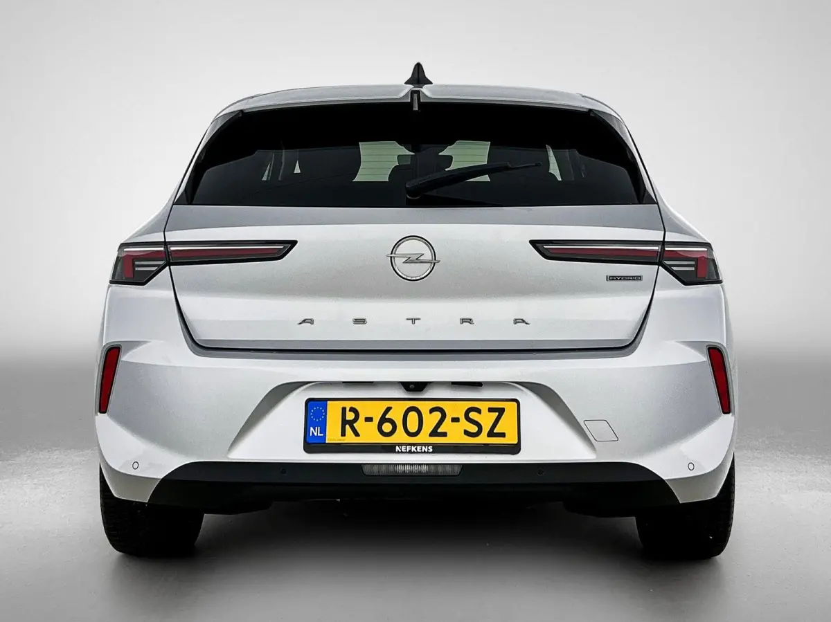 180pk Hybrid Edition | 1ste eigenaar | Stuur/stoelverwarming | Camera | LED lampen | Navigatie | AUTOMAAT
