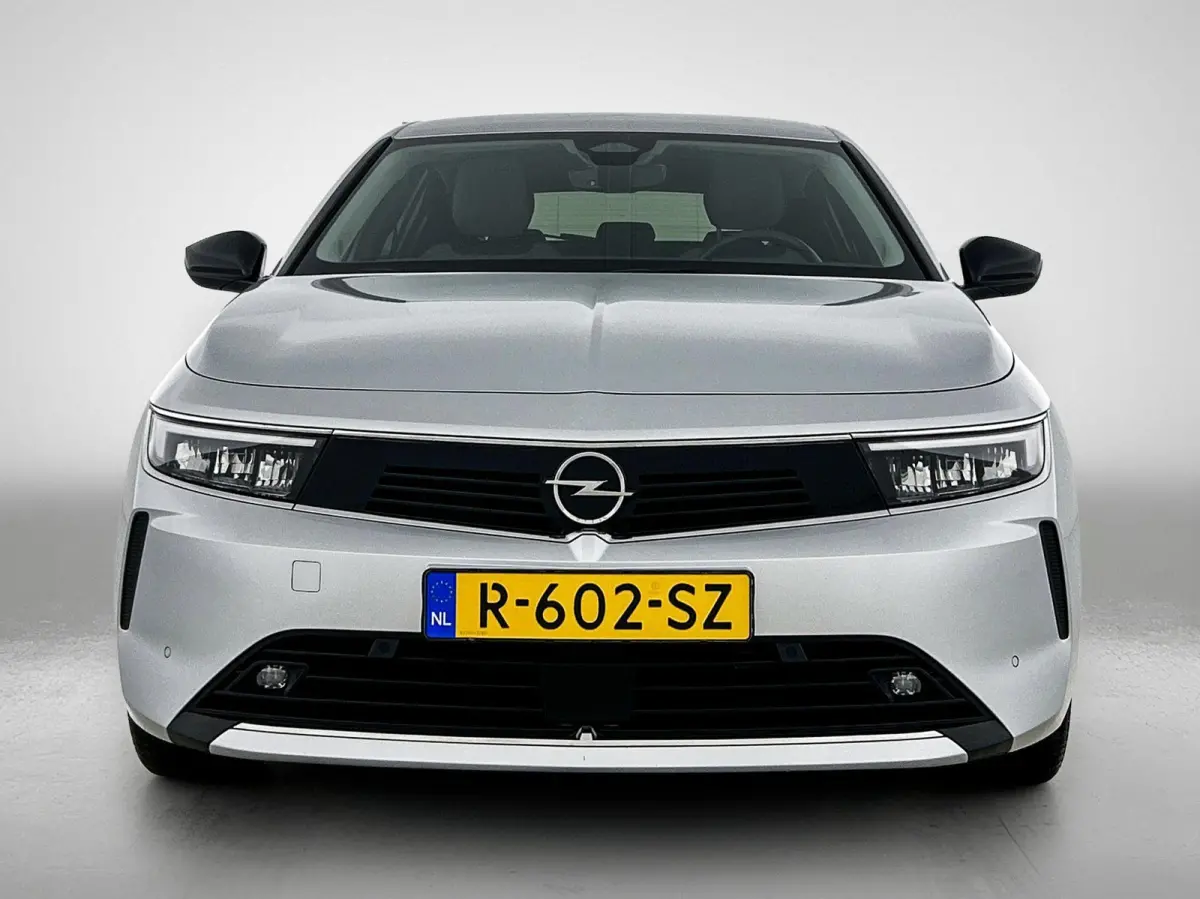 180pk Hybrid Edition | 1ste eigenaar | Stuur/stoelverwarming | Camera | LED lampen | Navigatie | AUTOMAAT