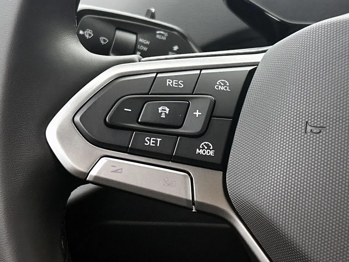 Pro Limited Edition 77 kWh 286 PK | Navigatie | Trekhaak, elektrisch uitklapbaar | Apple Carplay | Android Auto | Parkeersensoren | Achteruitrijcamera | Adaptive Cruise Control | Stoel/Stuur