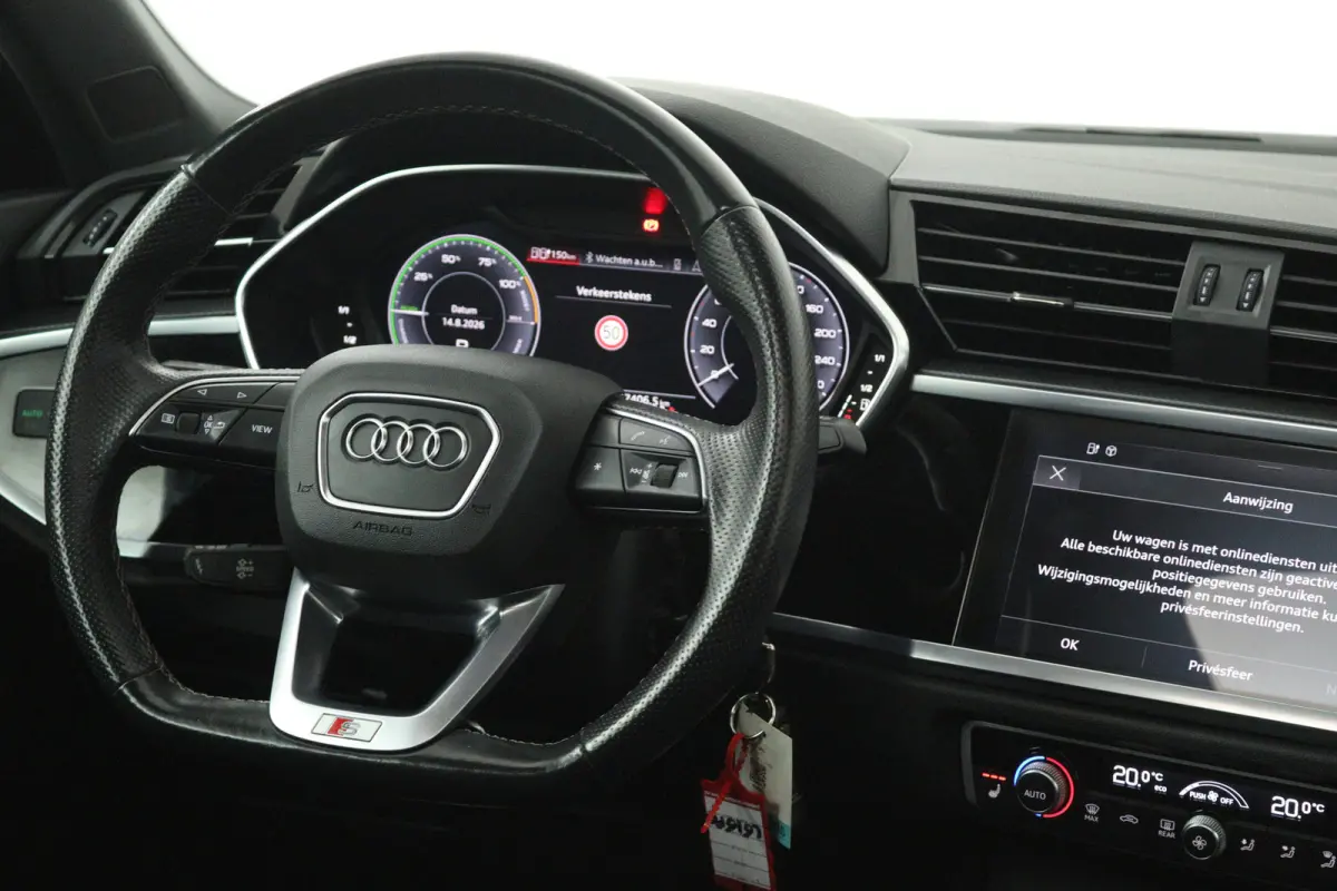 45 TFSI e S Edition (PANORAMADAK, STOELVERWARMING, SFEERVERLICHTING, CARPLAY, CAMERA, 1e EIGENAAR)
