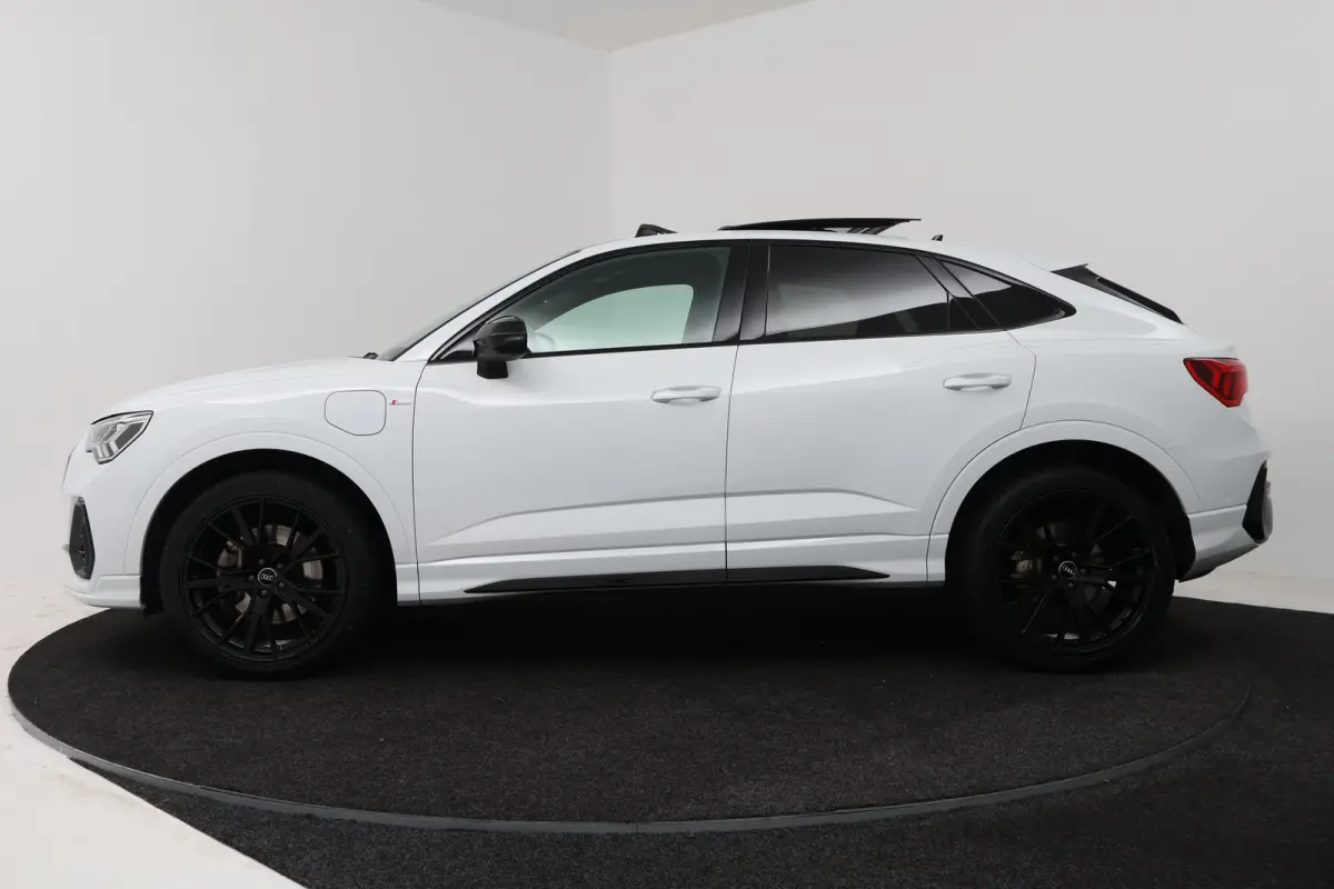 45 TFSI e S Edition (PANORAMADAK, STOELVERWARMING, SFEERVERLICHTING, CARPLAY, CAMERA, 1e EIGENAAR)