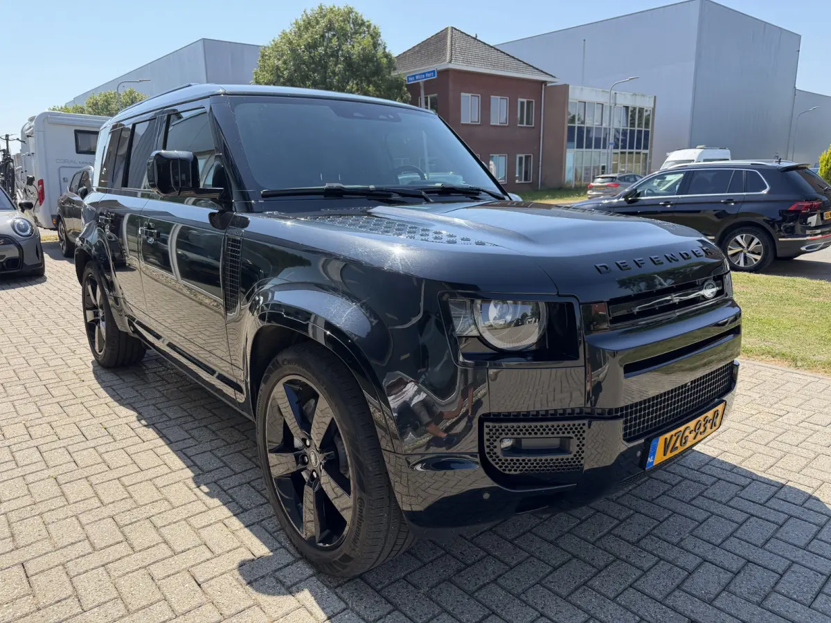 Hard Top 3.0 D300 MHEV X-Dynamic HSE Luchtvering