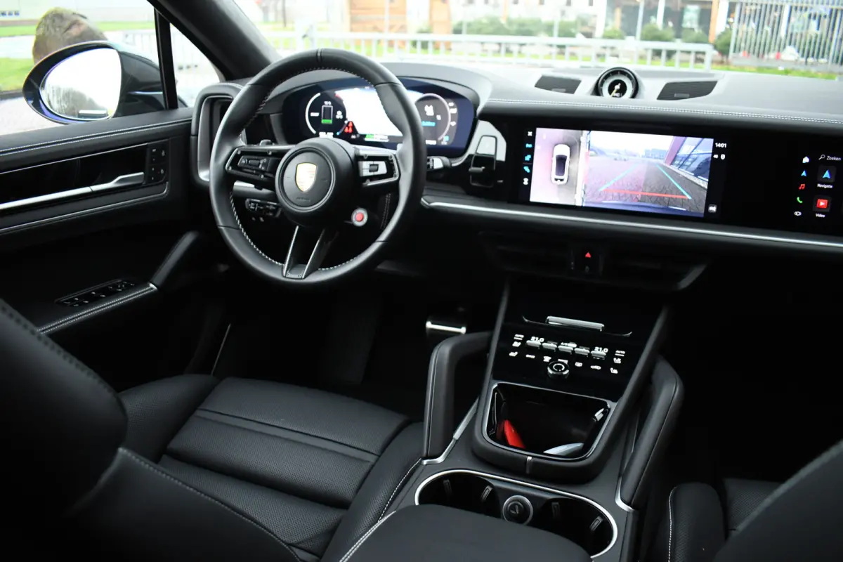 4.0 Turbo E-Hybrid GT Burmester PDCC Carbon HUD ACC 360