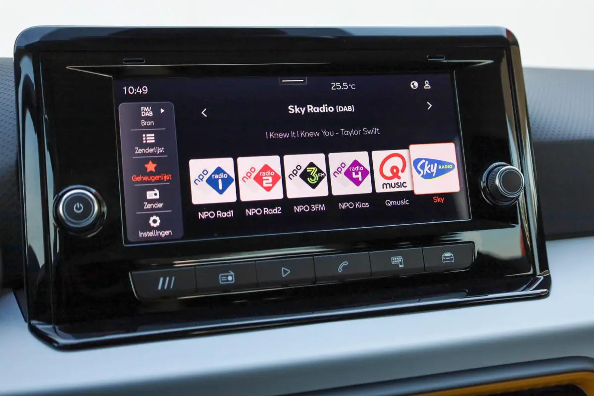 1.0 EcoTSI 95pk Reference | Parkeersensor | Cruise Control | Apple Carplay/Android Auto