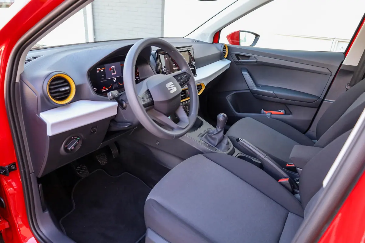 1.0 EcoTSI 95pk Reference | Parkeersensor | Cruise Control | Apple Carplay/Android Auto