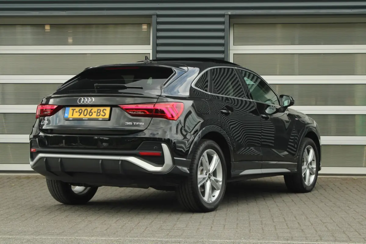 35 TFSI 150pk S-tronic Edition | Panoramadak | Achteruitrijcamera | Stoelverwarming | Climate Control