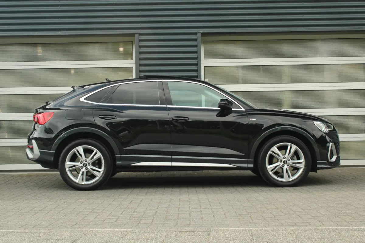 35 TFSI 150pk S-tronic Edition | Panoramadak | Achteruitrijcamera | Stoelverwarming | Climate Control