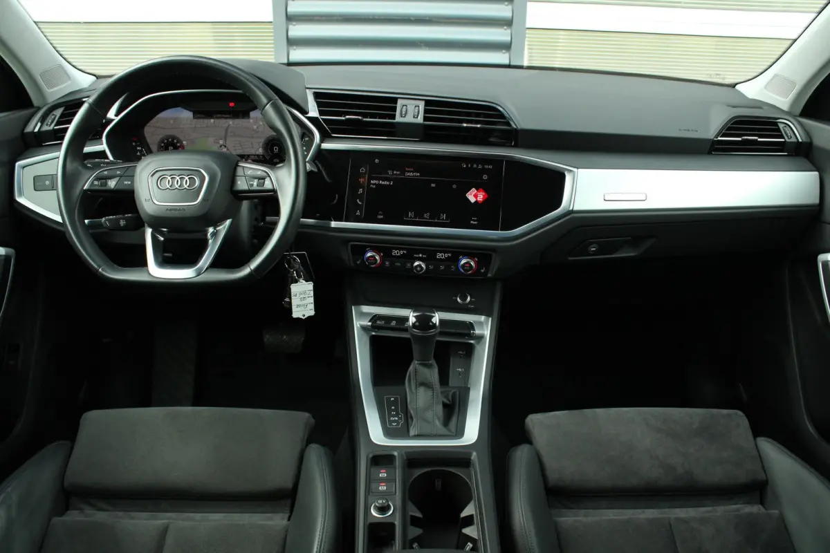 35 TFSI 150pk S-tronic Edition | Panoramadak | Achteruitrijcamera | Stoelverwarming | Climate Control