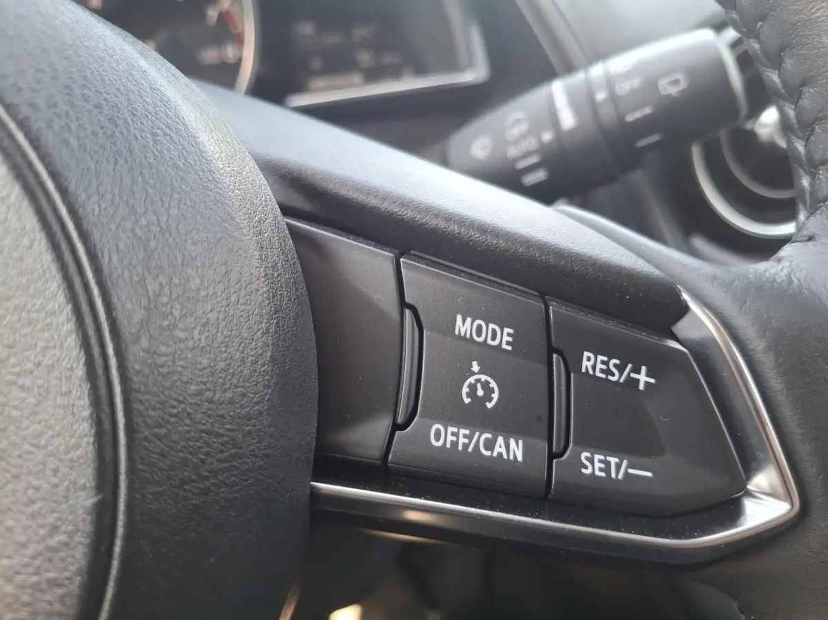 2.0 SkyActiv-G 121 Sport Selected