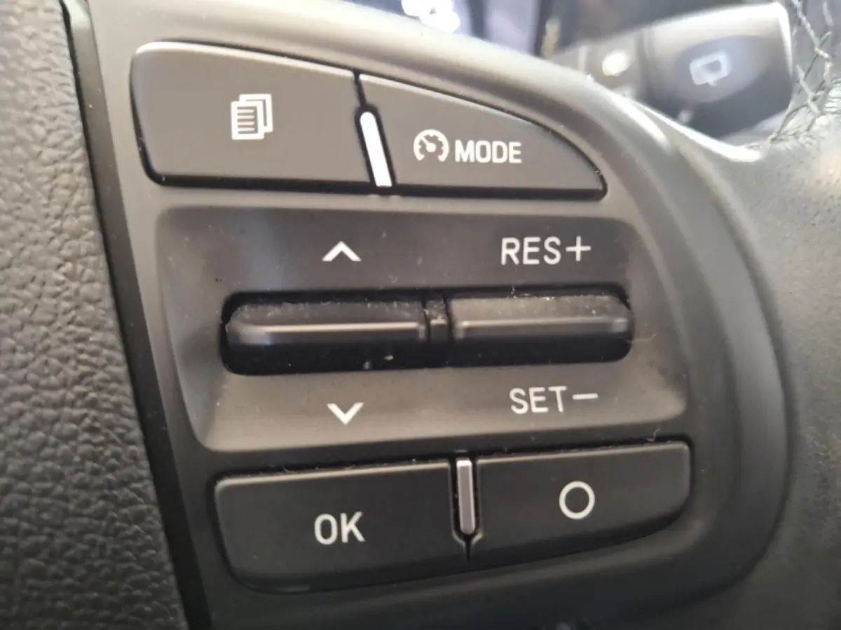 1.0 Comfort Smart Camera Navi carplay 5-zits