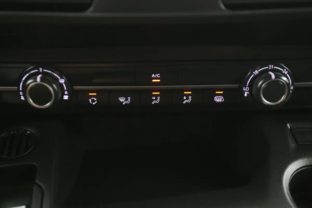 Elektrisch 50 kWh L2 | Snelladen | SOH 98% | Airco | Cruise | Carplay | Navi | Trekhaak | Parkeersens.
