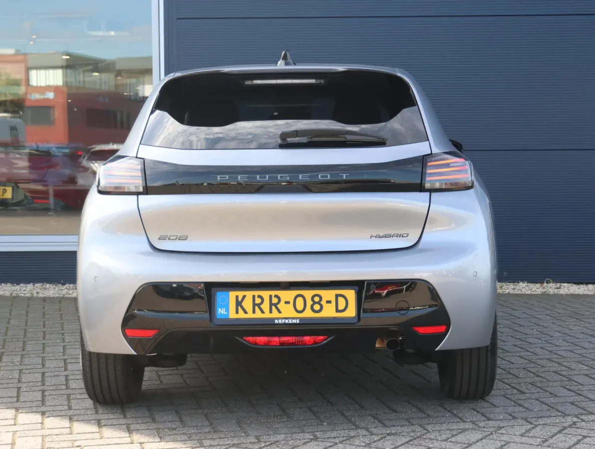 1.2 Hybrid 110 e-DCS6 Business Camera | Keyless | Parkeersensoren V+A | Navigatie | Climate Control | Apple Carplay & Android Auto | Voorraad