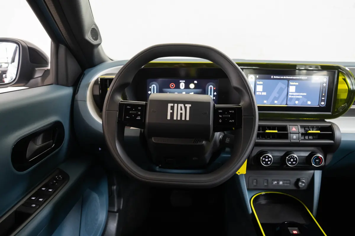 1.2 Hybrid ICON | Tot 8 Jaar Garantie | Apple Carplay & Android Auto | Parkeersensoren | Cruise Controle | Airco | USB |