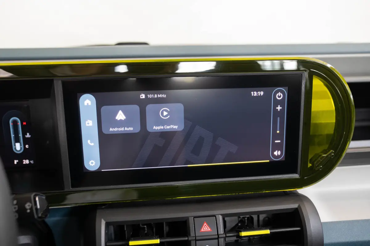 1.2 Hybrid ICON | Tot 8 Jaar Garantie | Apple Carplay & Android Auto | Parkeersensoren | Cruise Controle | Airco | USB |