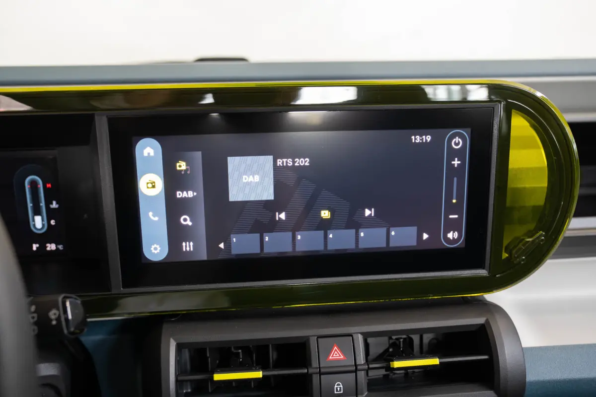 1.2 Hybrid ICON | Tot 8 Jaar Garantie | Apple Carplay & Android Auto | Parkeersensoren | Cruise Controle | Airco | USB |