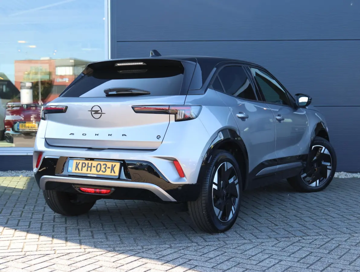 GS 54 kWh 1e Eigenaar | Camera | Navigatie | Comfort Stoelen | Apple Carplay & Android Auto | 17" LMV