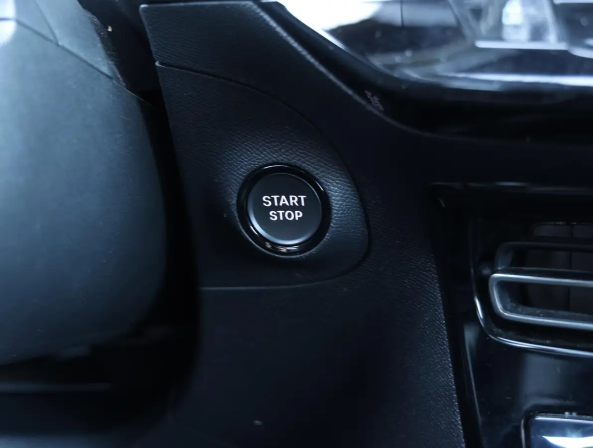 GS 54 kWh 1e Eigenaar | Camera | Navigatie | Comfort Stoelen | Apple Carplay & Android Auto | 17" LMV